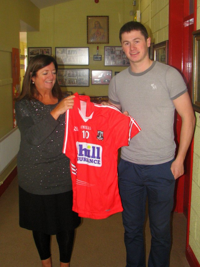 Seamus Harnedy visiting Clonpriest NS